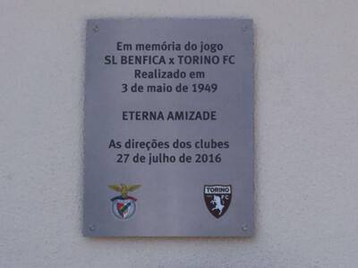 Grande Torino: al Do Jamor una targa in ricordo degli Invincibili