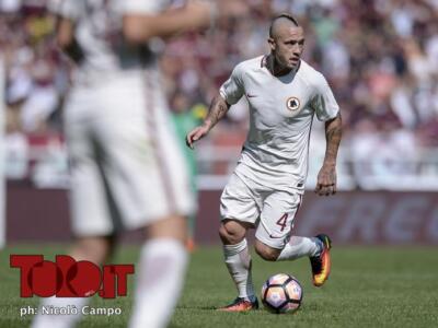 Top 11 della 15ª giornata: Nainggolan è l’uomo derby