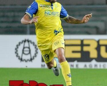 Tegola sul Cagliari: per Lucas Castro rottura del legamento crociato