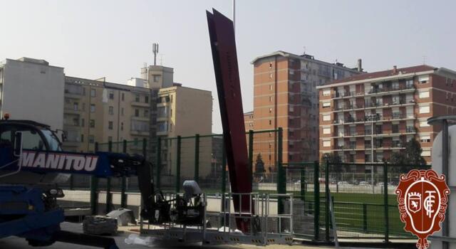 Torino, Stadio Filadelfia: montato il primo pennone commemorativo