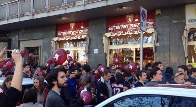 Gallo-mania, 1000 tifosi in delirio per Belotti: “Che emozione”