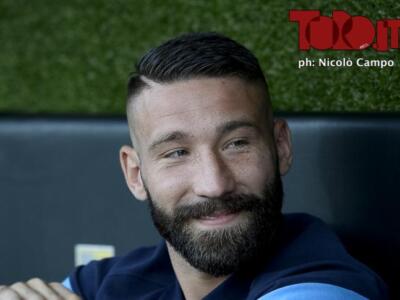 Napoli, formazione tipo per Sarri: Tonelli al posto dello squalificato Koulibaly