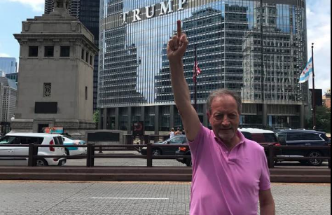 Ulivieri si sfoga su Facebook: dito medio alla Trump Tower