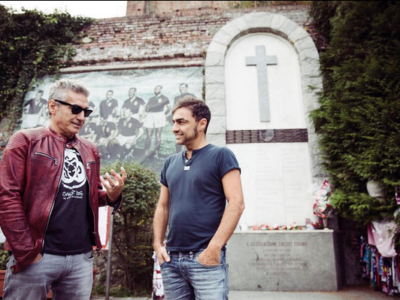 Torino, il cantante Ligabue a Superga: “Merita la visita di tutti”