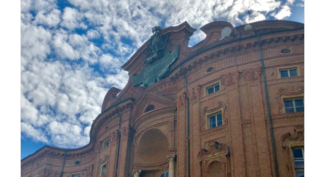 Russel Crowe a Torino, il club granata scherza su Twitter