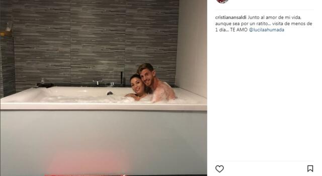 Ansaldi si giustifica dopo la foto “hot” con la moglie: “Hanno montato un circo”