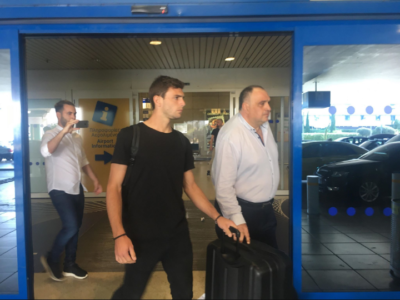 Boyé all’AEK Atene, UFFICIALE: “Felice di essere qui”