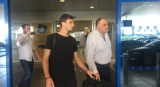 Boyé all’AEK Atene, UFFICIALE: “Felice di essere qui”