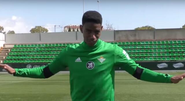 Junior Firpo, svolta Betis: proposto il prolungamento del contratto