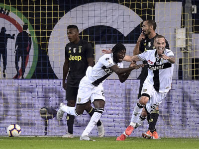 Parma con il 4-3-3: in attacco Gervinho, Inglese e Siligardi