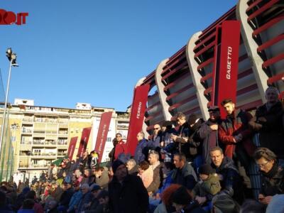 Filadelfia, bagno di folla per il Toro, Izzo in gruppo