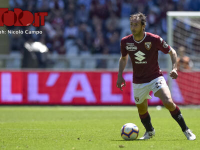 Stadio pieno per Moretti: il popolo granata rende omaggio al difensore