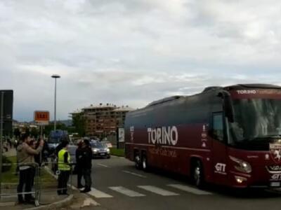 Derby, il Toro è allo Stadium: il video dell’arrivo del pullman