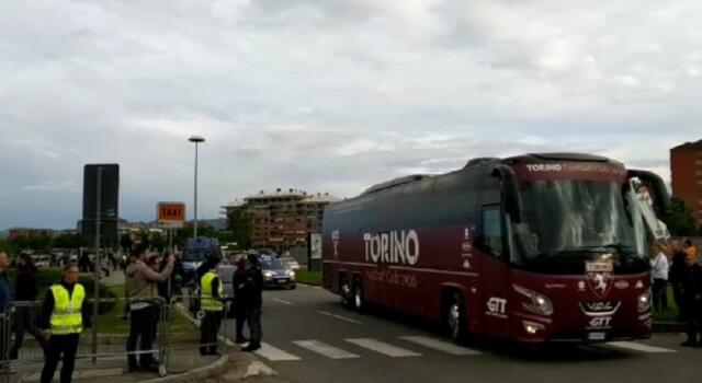 Derby, il Toro è allo Stadium: il video dell’arrivo del pullman