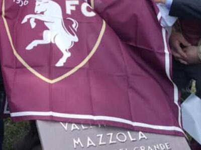 Nichelino, vandalizzata la targa dedicata a Valentino Mazzola