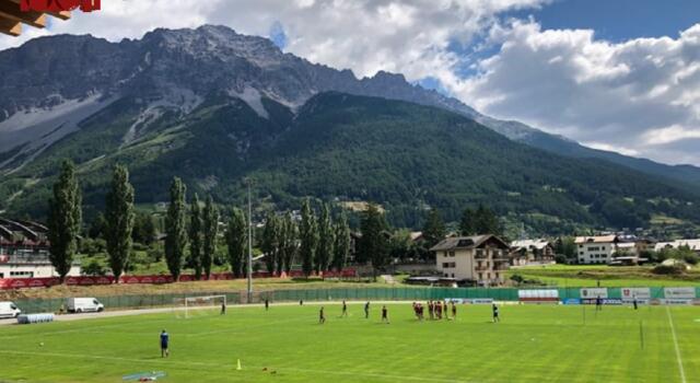 Bormio, l’allenamento mattutino: atletica e tattica per la squadra di Mazzarri