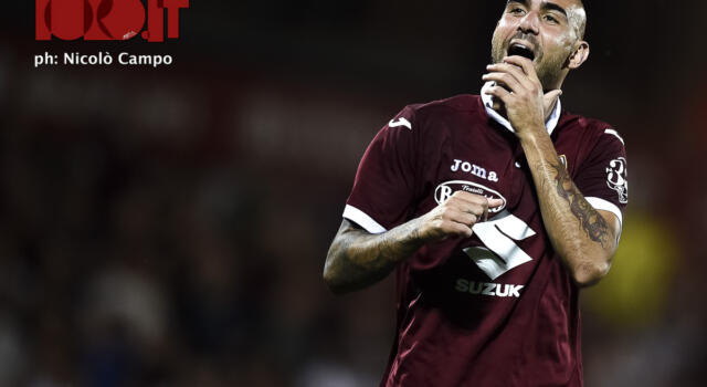 Si ferma Zaza: trauma distorsivo al ginocchio