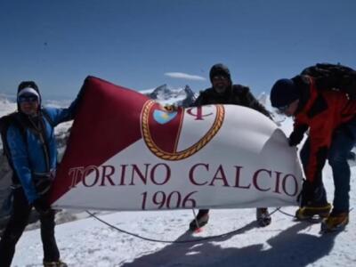 Annoni e Bruno, cuori granata: scalano il Breithorn con la bandiera del Toro