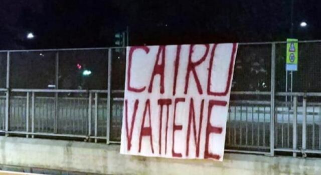 Torino, striscioni “Cairo Vattene” comparsi nella notte