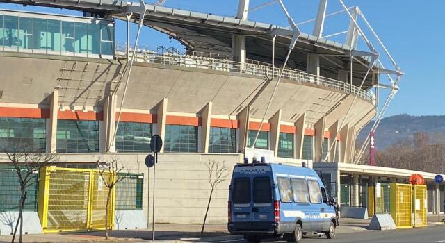 Polizia allo stadio, bus del Toro scortato alla stazione