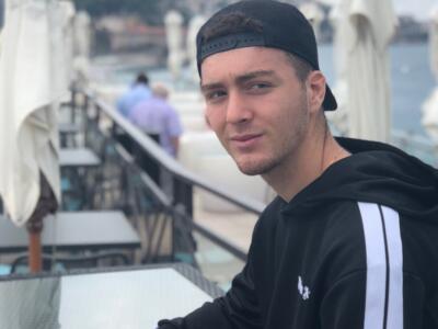 Lewis: “Mi mancano il calcio e i tifosi”