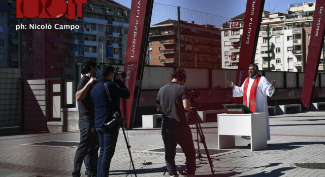 L’omelia di Don Robella: “Amate la maglia del Toro, altrove non troverete tanta bellezza”