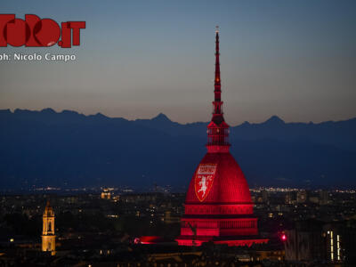 Indossa la maglia del Toro il 4 maggio: aggredito e picchiato da tre tifosi della Juve