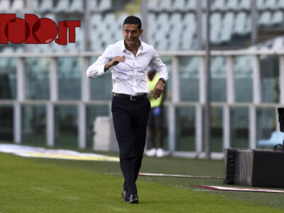 Longo, niente cinque sostituzioni (per ora): contro il Parma ne usa due. E spiega perché