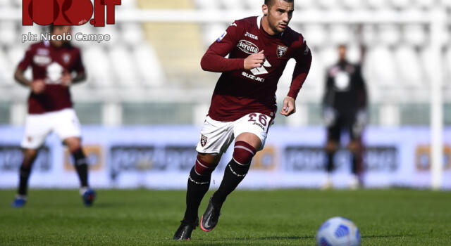 Torino, doppio allenamento al Filadelfia. E Bonazzoli fa gol col cucchiaio