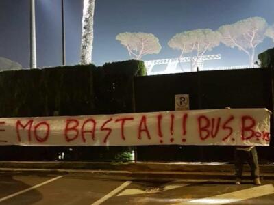 Toro contestato anche a Roma: lo striscione allo stadio Olimpico