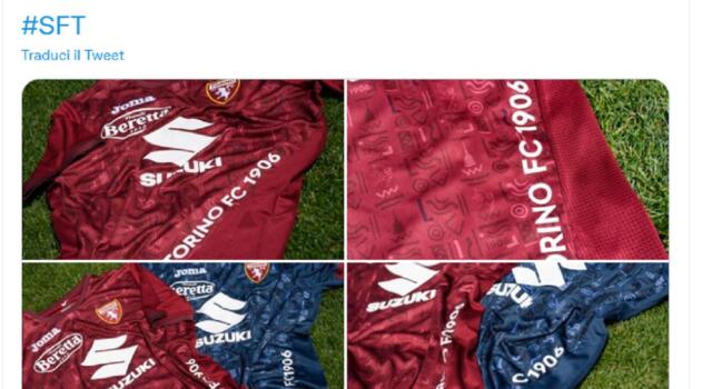 Torino, la Mole e il Museo Egizio sulle nuove maglie d’allenamento: le foto