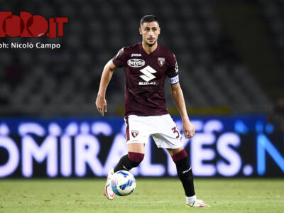 Mozzarelle per tutti: il regalo di Mandragora ai compagni