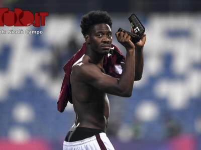 Cori razzisti dei tifosi della Lazio nei confronti di Aina: aperta un’indagine