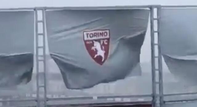 Filadelfia, le vele rischiano di staccarsi per il forte temporale