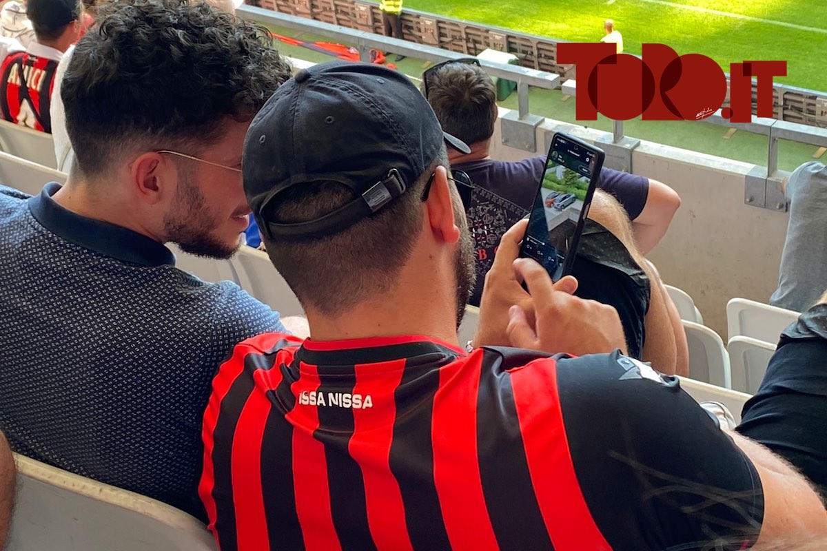 Tifosi Nizza guardano video lite Juric-Vagnati