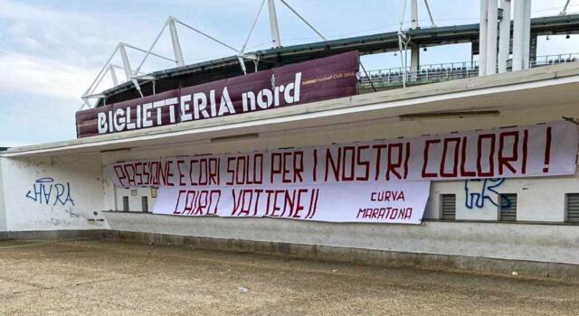 Torino-Palermo, Curva Maratona: “Passione e cori solo per i nostri colori! Cairo Vattene!!”