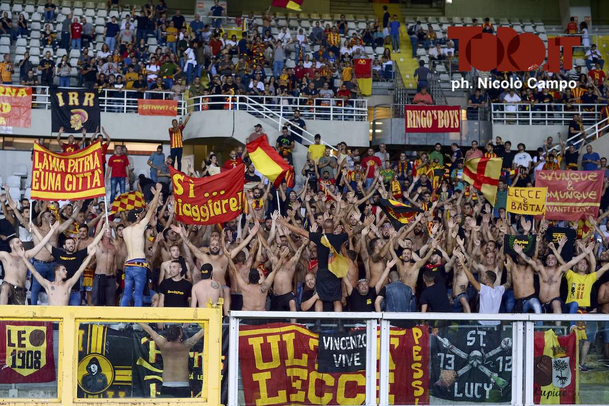Tifosi Lecce