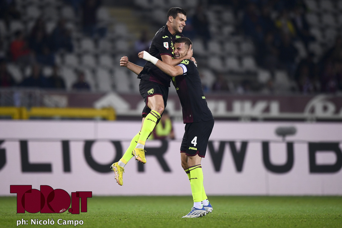 Pellegri e Buongiorno festeggiano il gol