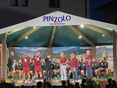 Torino, presentata la prima maglia: le foto