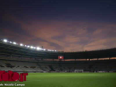 Invasore speciale al Grande Torino: durante il riscaldamento presente uno scoiattolo!