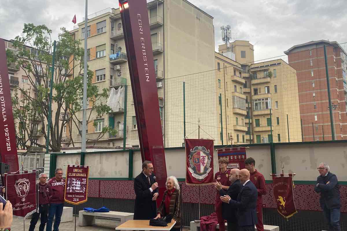 Filadelfia, inaugurato il pennone in onore di Egri Erbstein / VIDEO ...