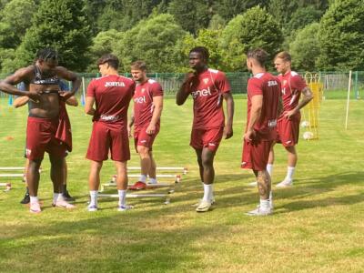 Pinzolo, l’allenamento: Vagnati e Cairo a bordocampo, Pellegri in gruppo