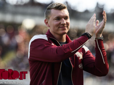 Il Torino aspetta Schuurs e Zapata: il mercato dipende anche da loro