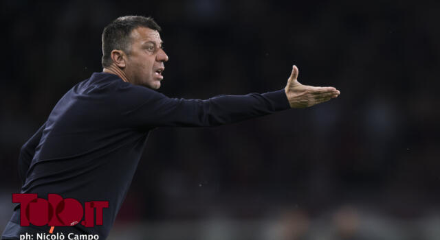 D’Aversa è arrivato a Torino: domani dirigerà il primo allenamento / VIDEO