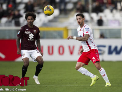 Lazaro meglio sulla trequarti: col 4-2-3-1 può incidere di più