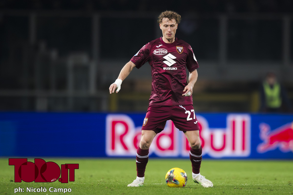 Calciomercato Serie A / Lazio su Dominguez, il Cagliari ci prova per Vojvoda