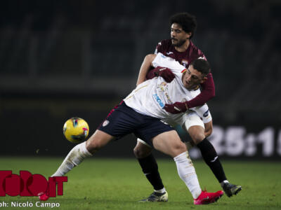Calciomercato Serie A / Roma: è fatta per Molina. Sfida Genoa-Lazio per Piccoli