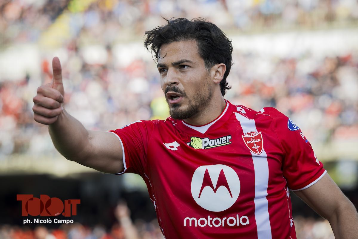 Andrea Carboni fa segno ok