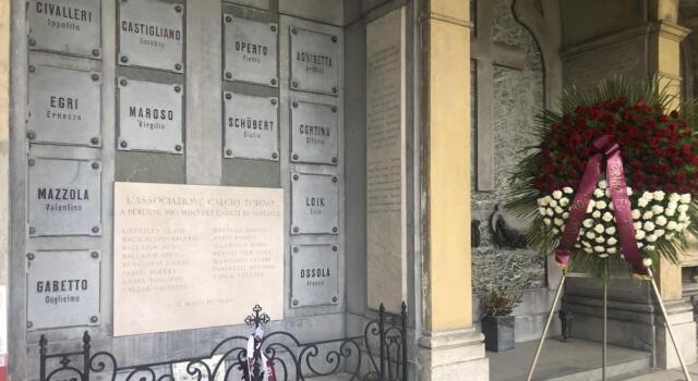 Al Cimitero Monumentale restaurato il monumento dedicato al Grande Torino