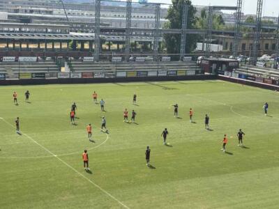 Filadelfia, l’allenamento: cori contro Cairo, entusiasmo per Zapata, buona l’accoglienza di Baroni